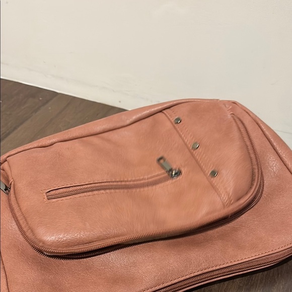 My Style Tan Leather Shoulder Bag with Silver Hardware - Picture 3 of 7